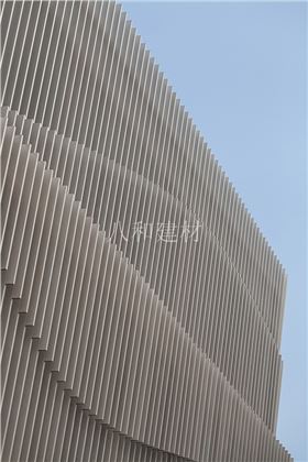上海綠地創(chuàng)新產業(yè)中心 - 外墻鋁方通3