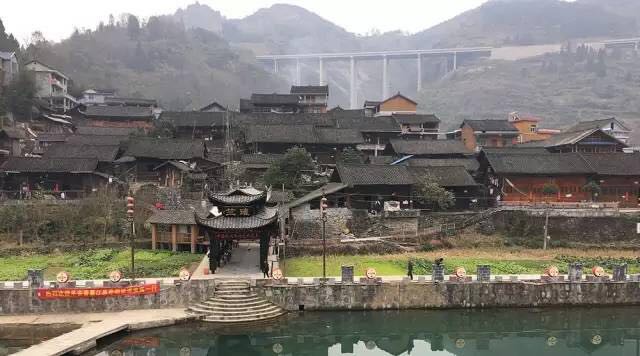 八和建材優(yōu)秀員工張家界魅力之旅23 八和建材優(yōu)秀員工張家界魅力之旅23